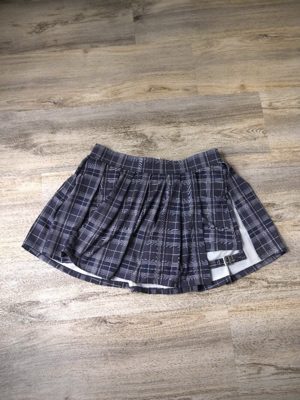 Halara Plaid Skort with Thigh Stap/Buckle